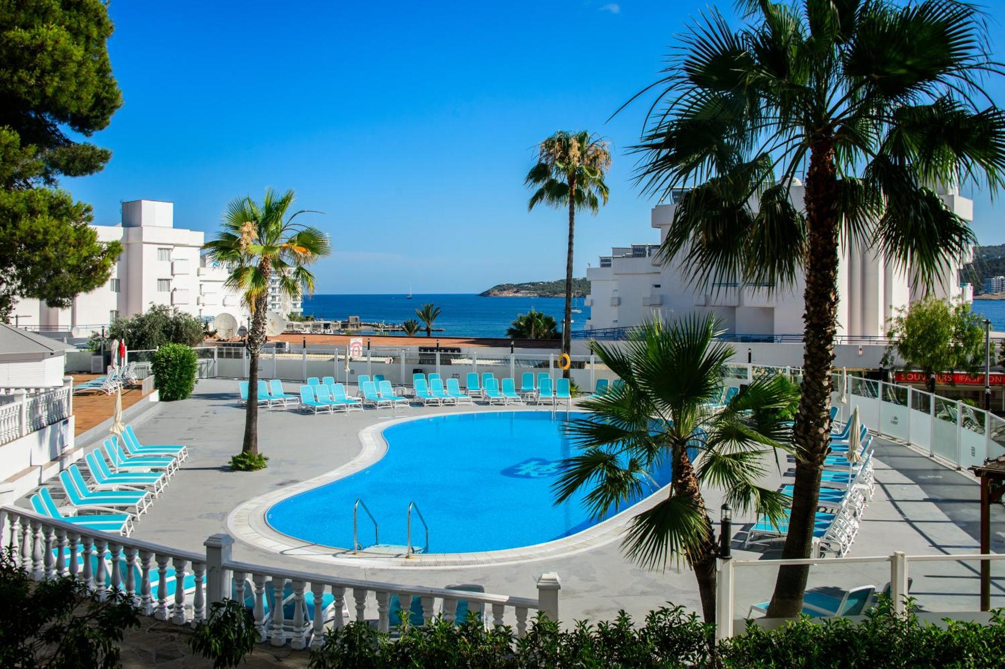 Hotel Vibra Riviera Sant Antoni de Portmany Dış mekan fotoğraf