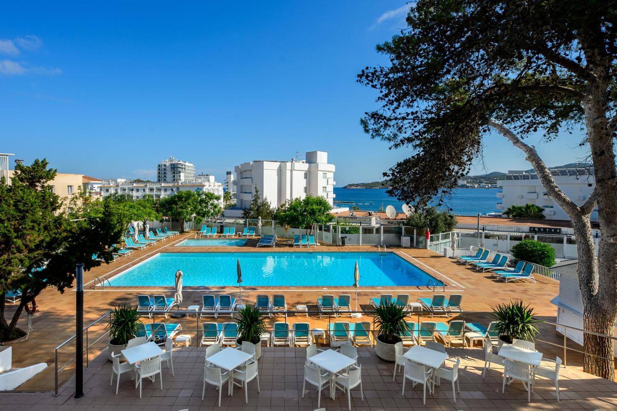 Hotel Vibra Riviera Sant Antoni de Portmany Dış mekan fotoğraf
