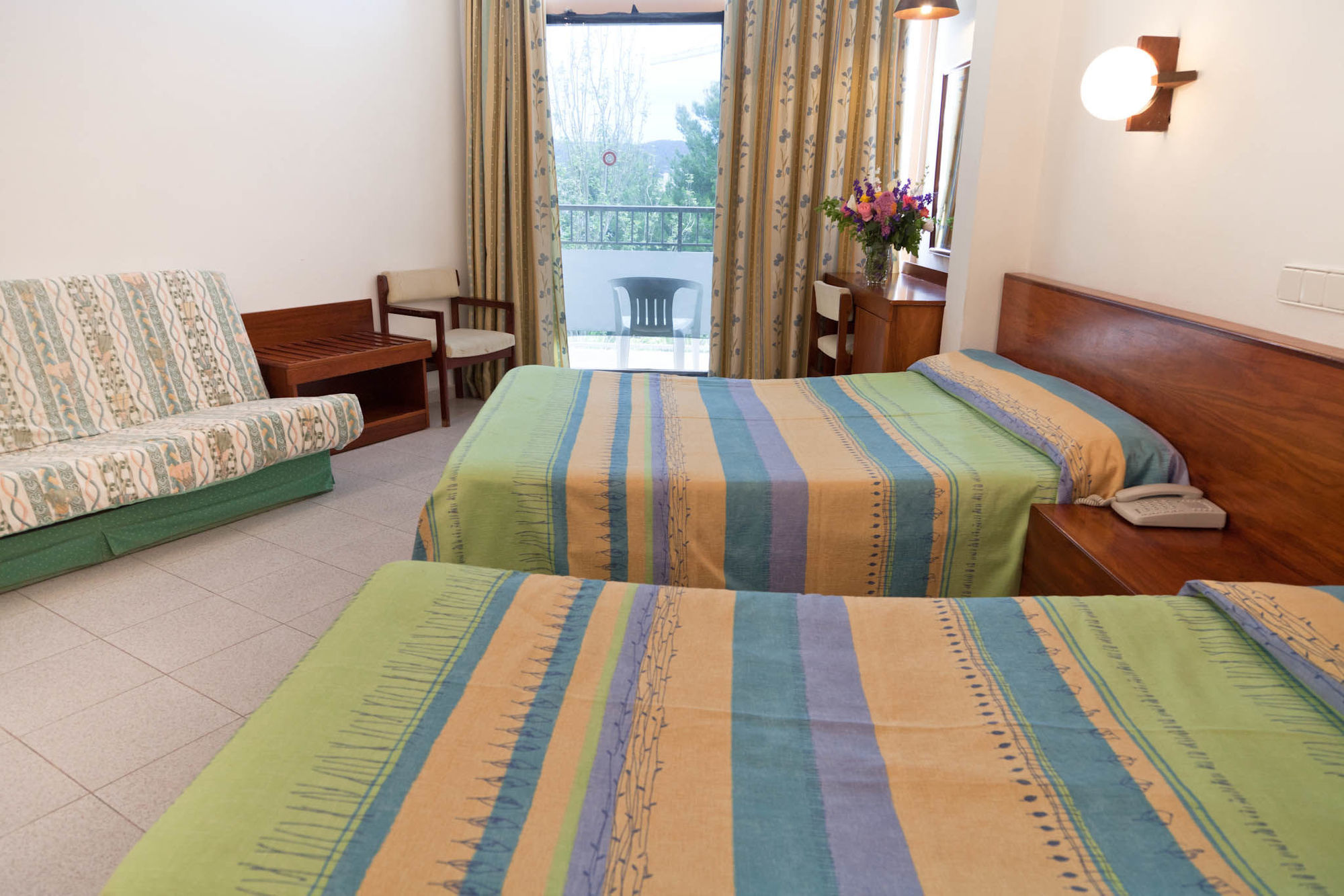 Hotel Vibra Riviera Sant Antoni de Portmany Dış mekan fotoğraf