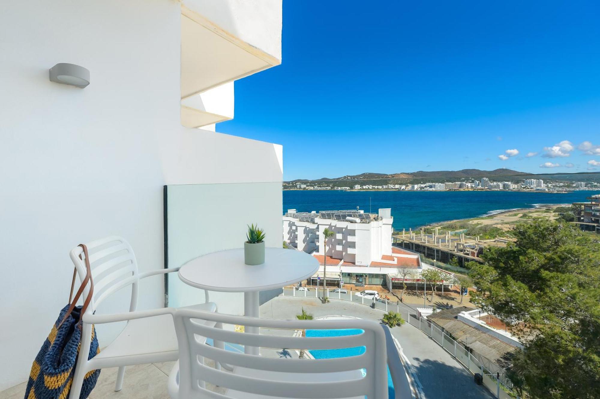 Hotel Vibra Riviera Sant Antoni de Portmany Dış mekan fotoğraf