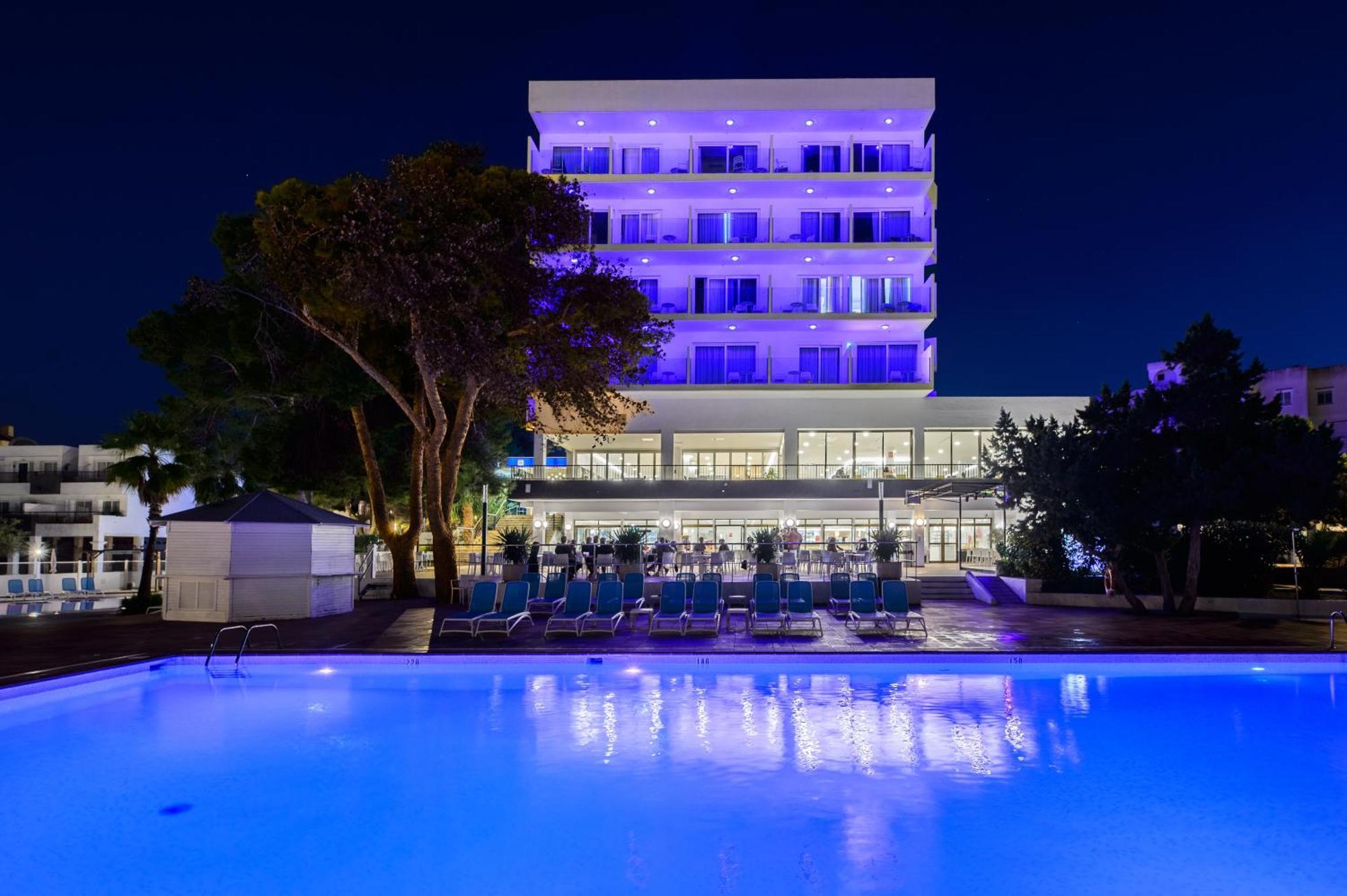 Hotel Vibra Riviera Sant Antoni de Portmany Dış mekan fotoğraf